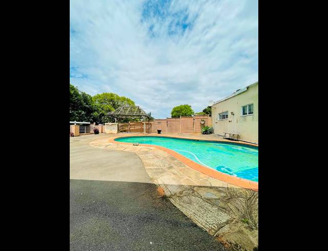 3 BEDROOM HOUSE FOR SALE IN WOODLANDS